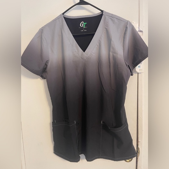 Scrub top - Picture 1 of 1